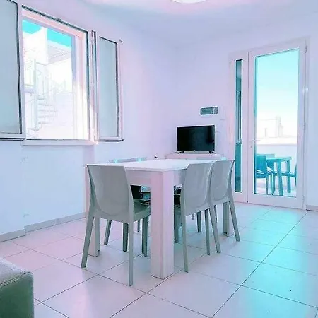 App Girasole 1a 300 Metri Dal Mare In Salento * Torre San Giovanni Ugento