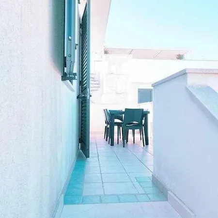 App Girasole 1a 300 Metri Dal Mare In Salento Apartment Torre San Giovanni Ugento